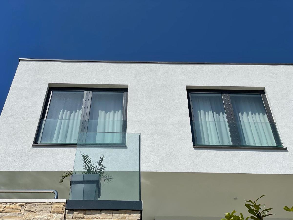 Villa Dispet With Heated Pool, Jacuzzi, Sauna And Cinema เซลินา ภายนอก รูปภาพ